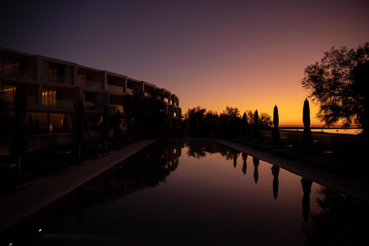 Hôtel Plage Palace&Spa Palavas-les-Flots Buitenkant foto Sunset at the Village