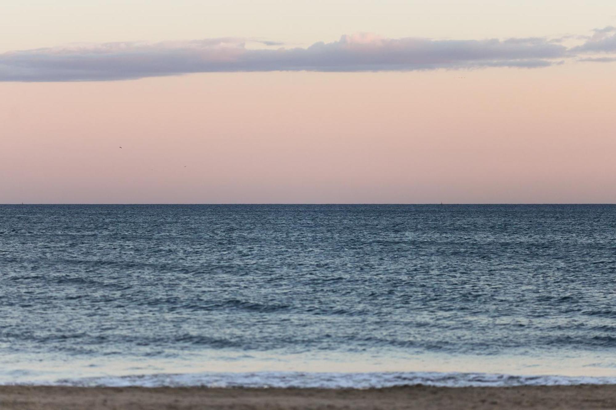 Hôtel Plage Palace&Spa Palavas-les-Flots Buitenkant foto The Atlantic Ocean at the beach of the resort