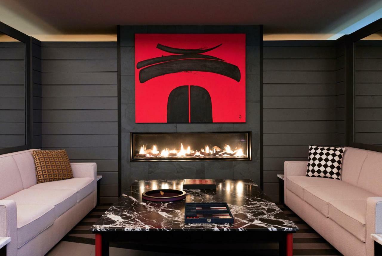 Hôtel Plage Palace&Spa Palavas-les-Flots Buitenkant foto A fireplace in a private home